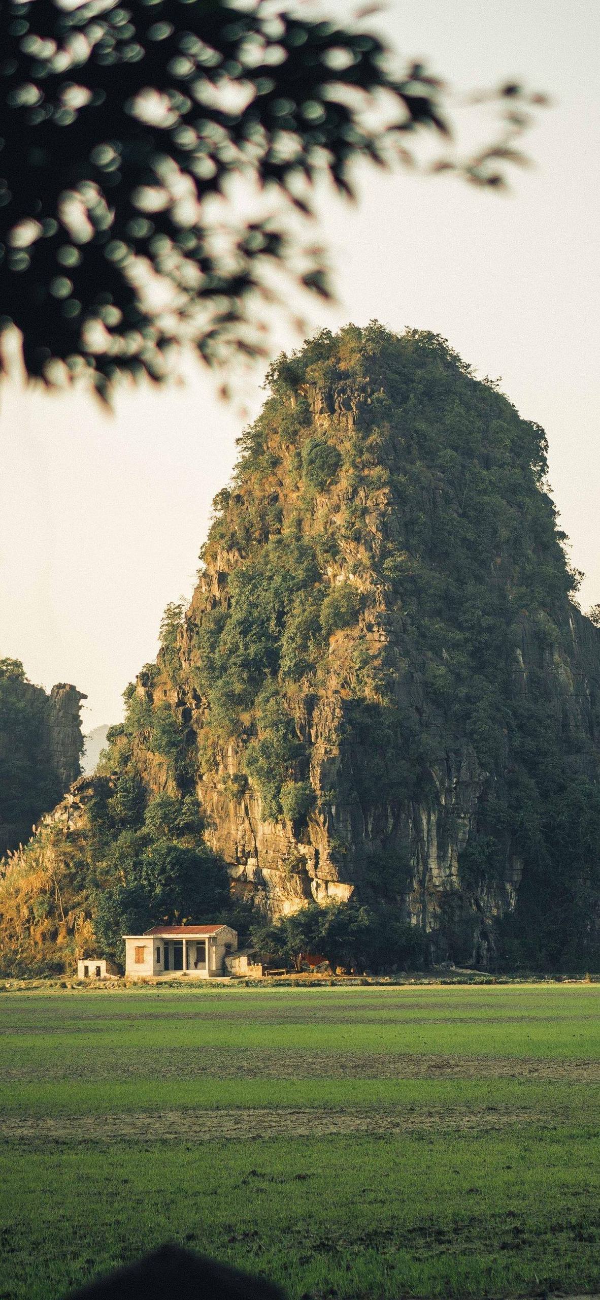 绿水青山间，手机桌面上的山水港深奇遇记详细内容1