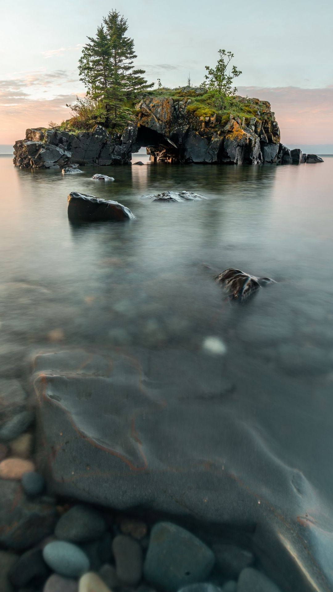 绿水青山间，油画山水壁纸的视觉盛宴详细内容1