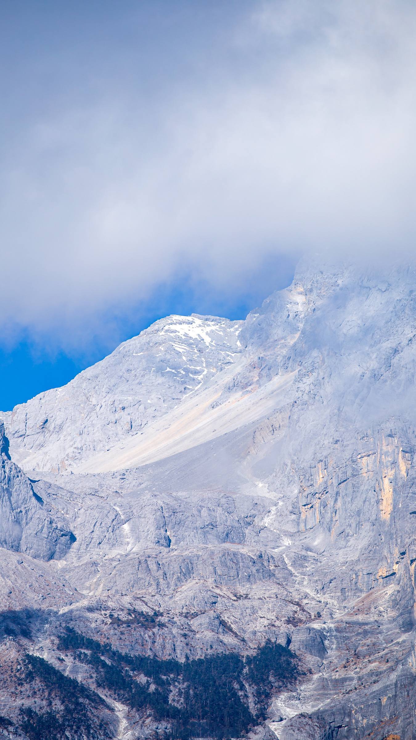 翻雪山壁纸壁纸预览